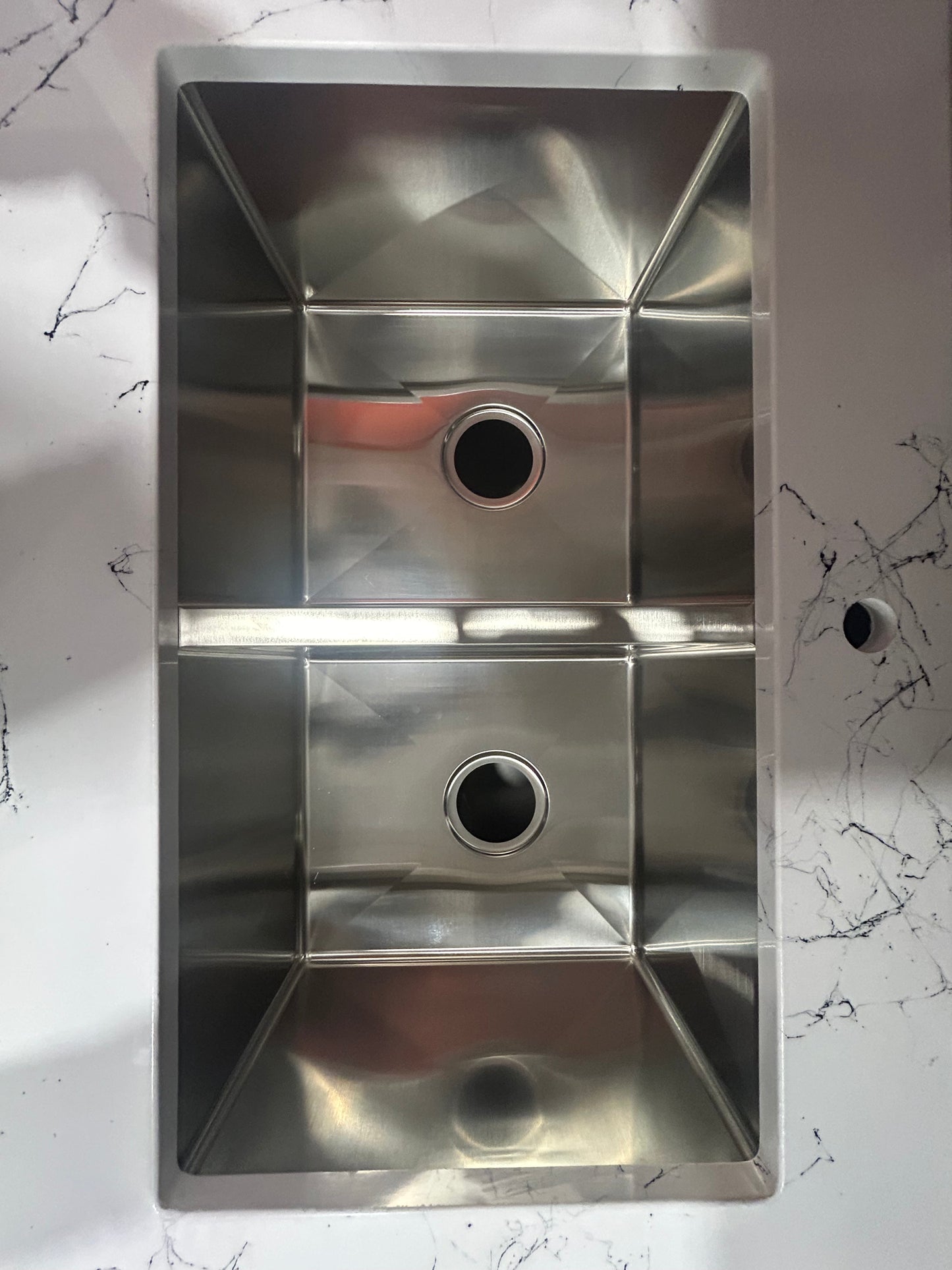 Stainless steel sink